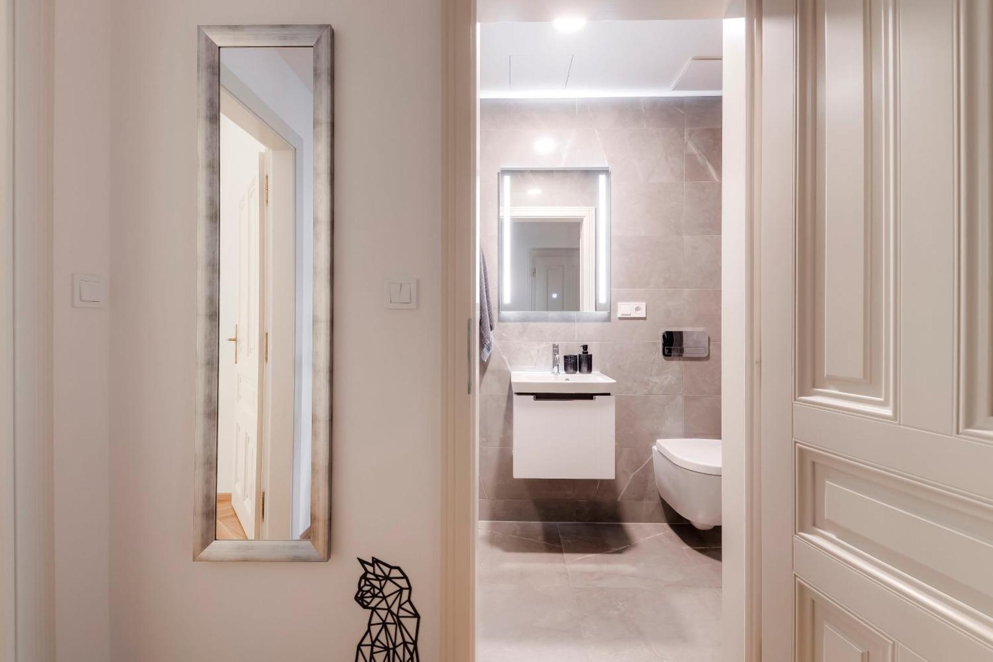 New Town Oases Apartment プラハ エクステリア 写真