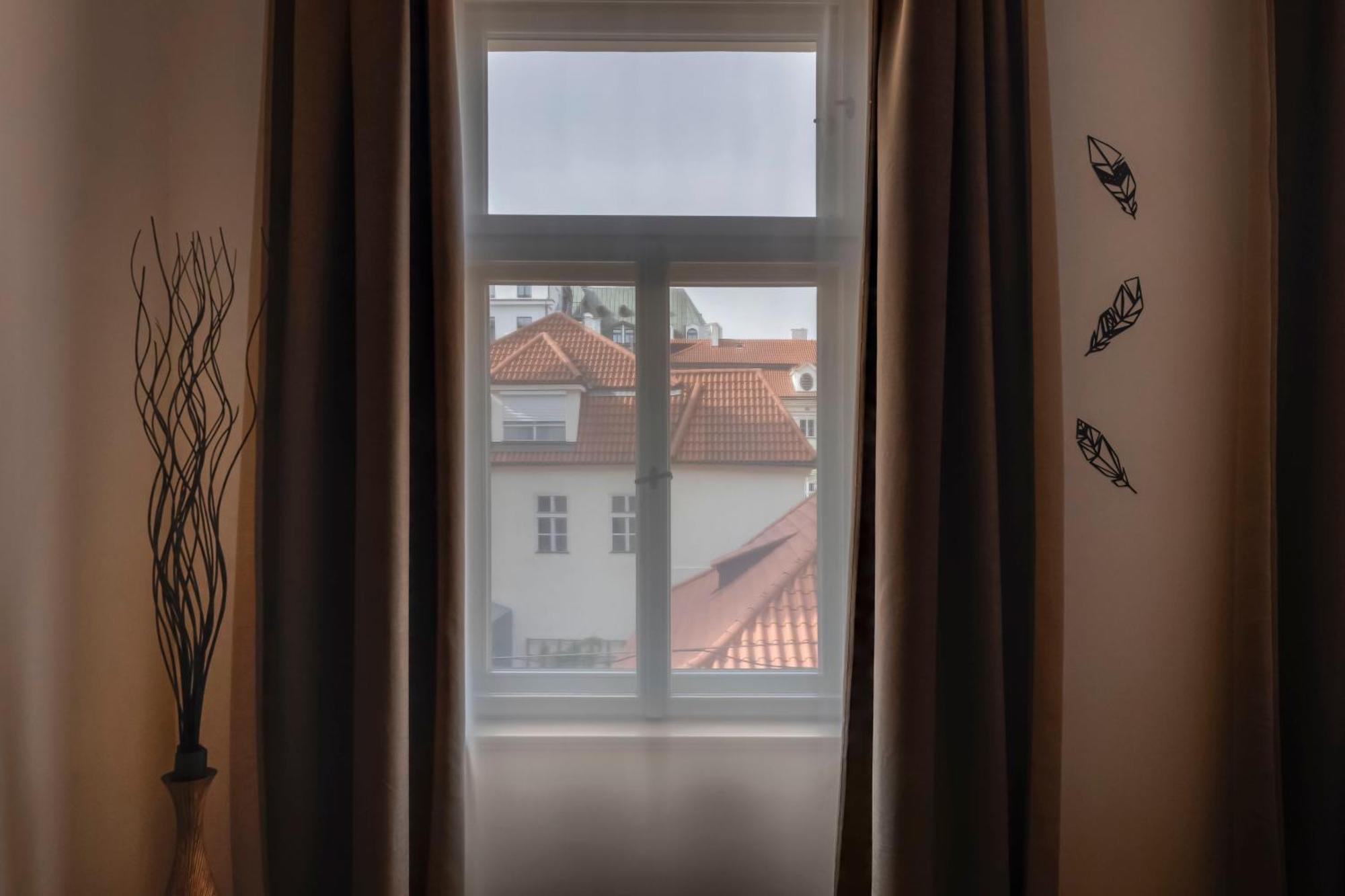 New Town Oases Apartment プラハ エクステリア 写真