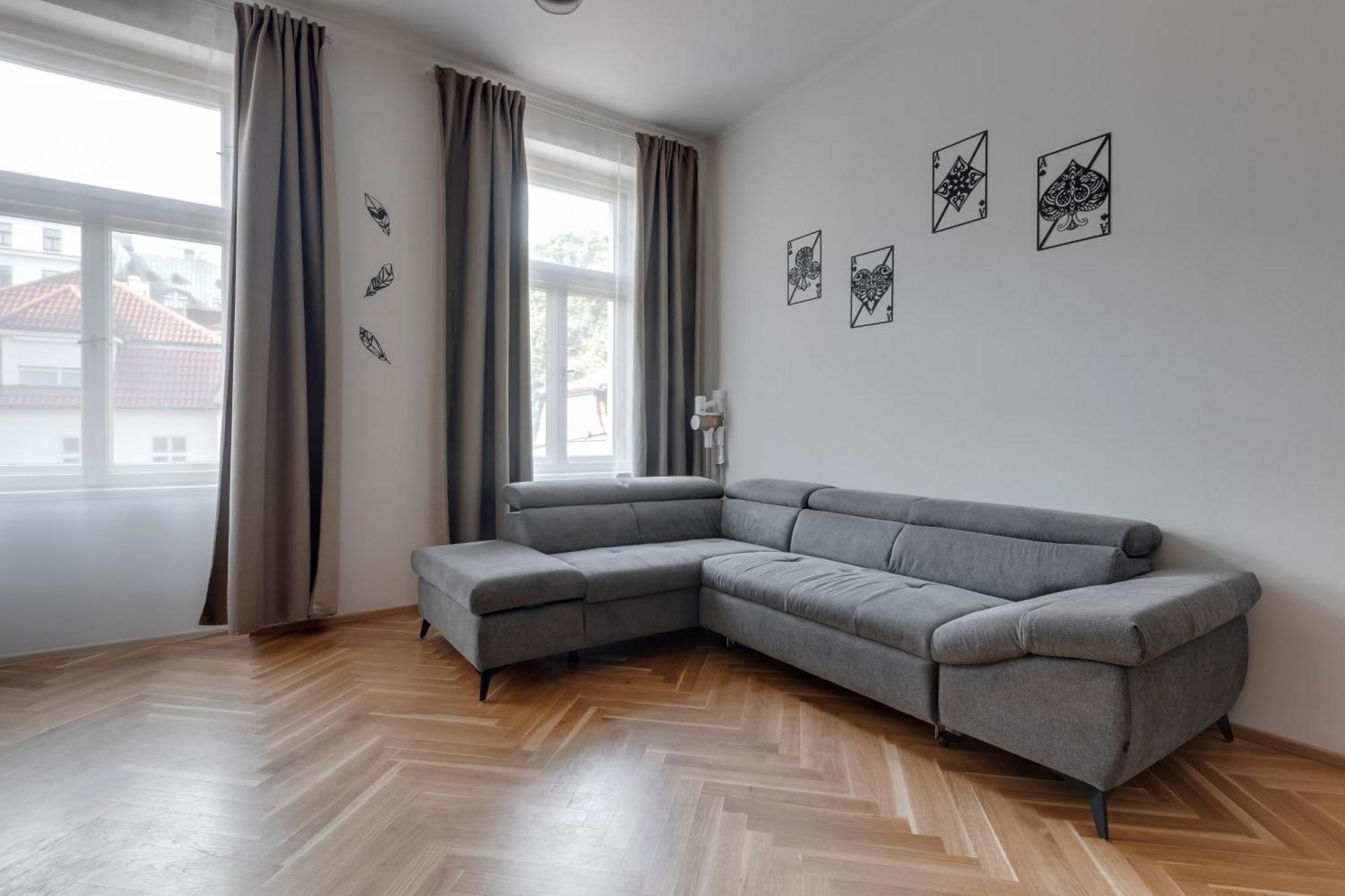 New Town Oases Apartment プラハ エクステリア 写真