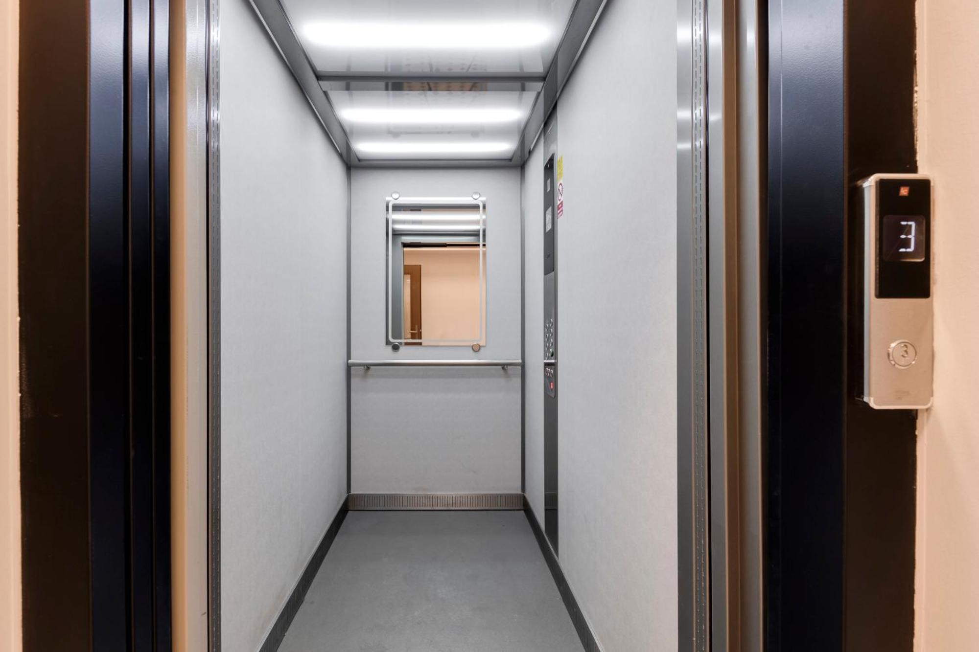 New Town Oases Apartment プラハ エクステリア 写真